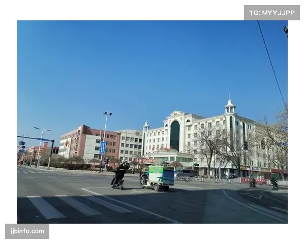 技术故障纪实:一次突如其来的降雨如何考验萨勒尼塔纳主场顶棚的快速关闭系统